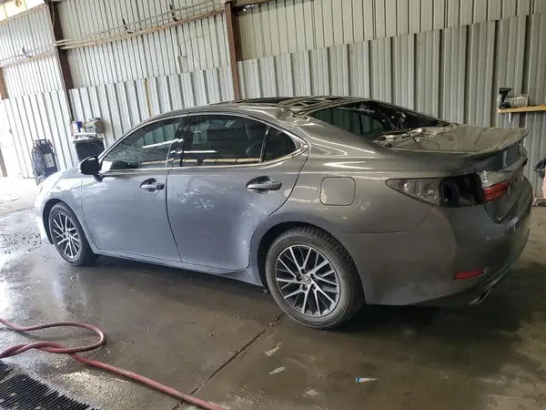 58ABK1GG8HU069460 2017 LEXUS ES - Image 2