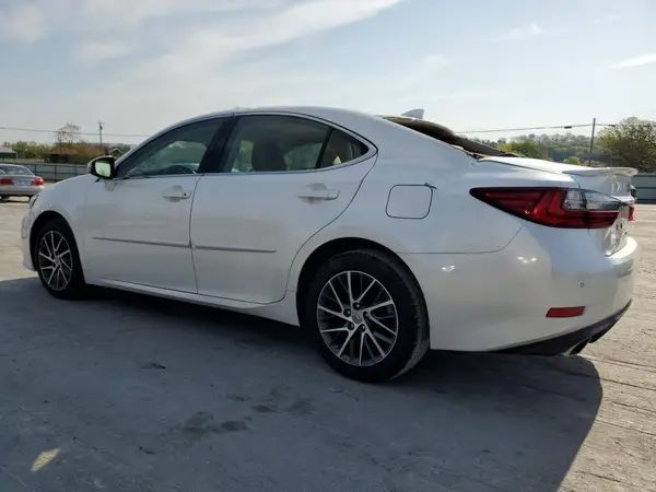 58ABK1GG8HU070205 2017 LEXUS ES - Image 2
