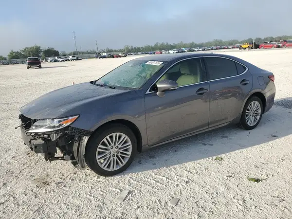 58ABK1GG8HU070270 2017 LEXUS ES - Image 1
