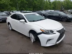 58ABK1GG8HU072083 2017 LEXUS ES