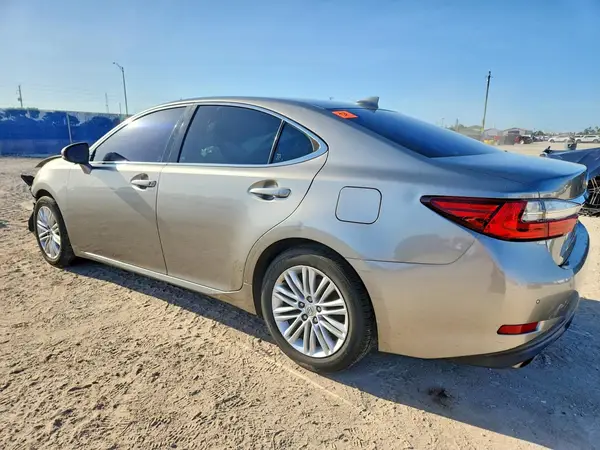 58ABK1GG8HU072598 2017 LEXUS ES - Image 2