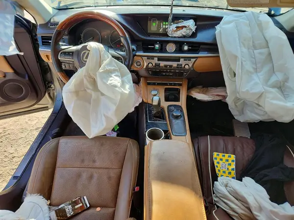 58ABK1GG8HU072598 2017 LEXUS ES - Image 8