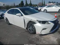 58ABK1GG8HU073590 2017 LEXUS ES