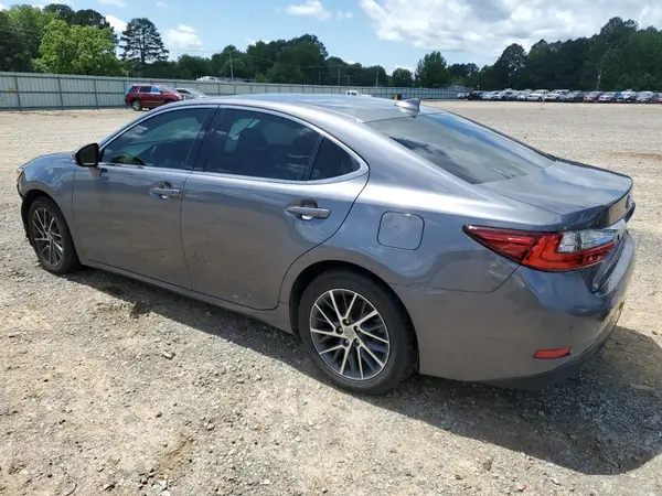 58ABK1GG8HU073864 2017 LEXUS ES - Image 2