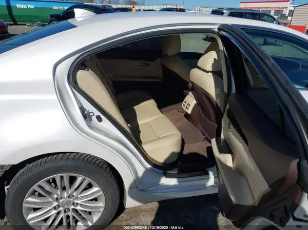 58ABK1GG8HU076098 2017 LEXUS ES - Image 8
