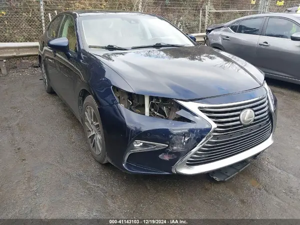 58ABK1GG8HU076411 2017 LEXUS ES - Image 1