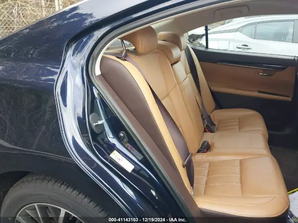 58ABK1GG8HU076411 2017 LEXUS ES - Image 8