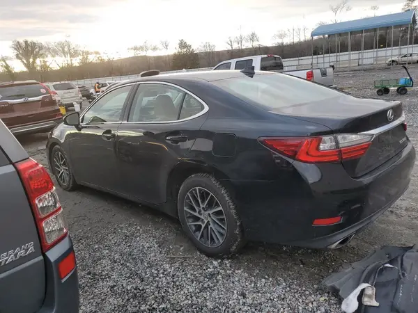 58ABK1GG8HU078191 2017 LEXUS ES - Image 2