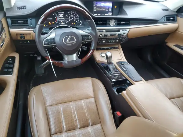 58ABK1GG8HU078191 2017 LEXUS ES - Image 8