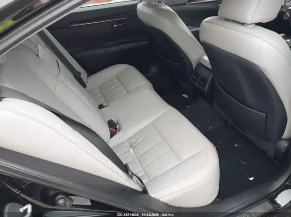 58ABK1GG8HU078756 2017 LEXUS ES - Image 8