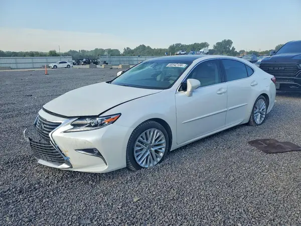 58ABK1GG8JU083218 2018 LEXUS ES - Image 1