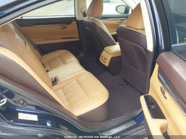 58ABK1GG8JU085504 2018 LEXUS ES - Image 8