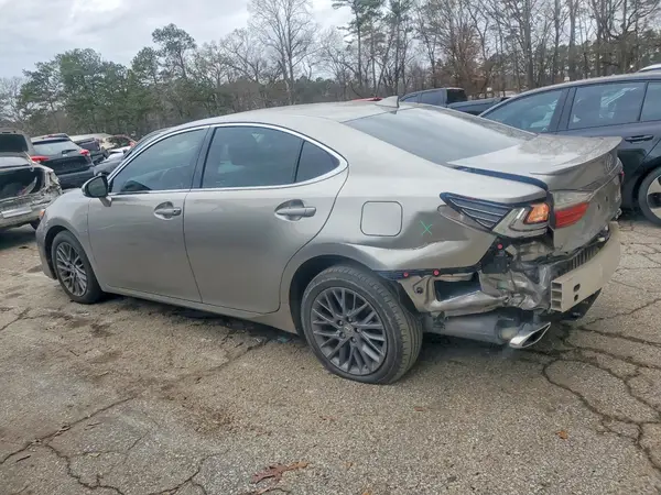 58ABK1GG8JU086989 2018 LEXUS ES - Image 2
