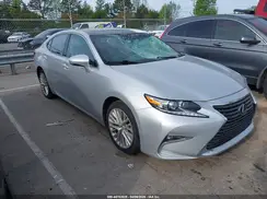 58ABK1GG8JU091657 2018 LEXUS ES