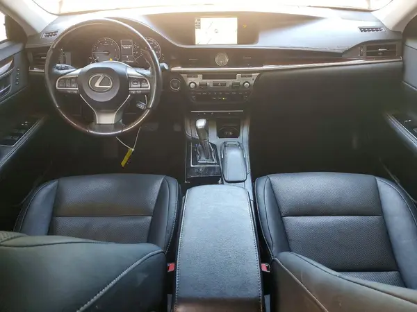 58ABK1GG8JU096129 2018 LEXUS ES - Image 8