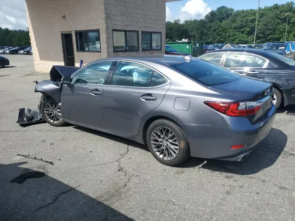 58ABK1GG8JU098253 2018 LEXUS ES - Image 2