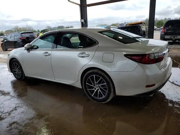 58ABK1GG8JU100583 2018 LEXUS ES - Image 2