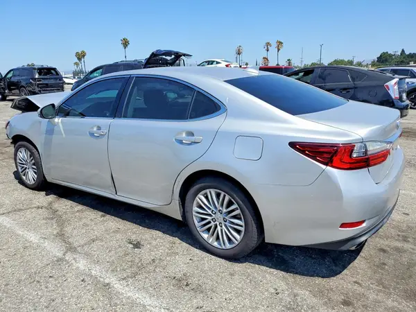 58ABK1GG8JU102690 2018 LEXUS ES - Image 2