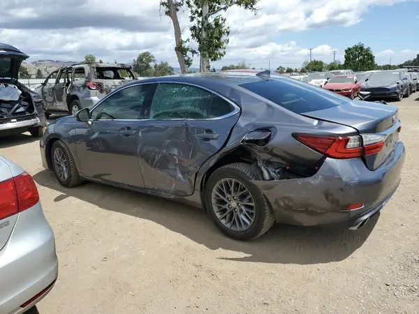 58ABK1GG8JU103600 2018 LEXUS ES - Image 2