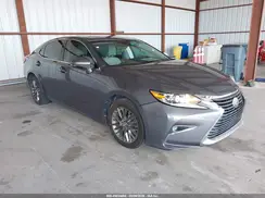 58ABK1GG8JU110031 2018 LEXUS ES