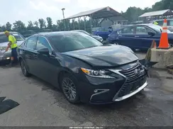 58ABK1GG8JU110515 2018 LEXUS ES