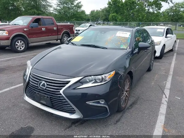 58ABK1GG9GU007208 2016 LEXUS ES - Image 2