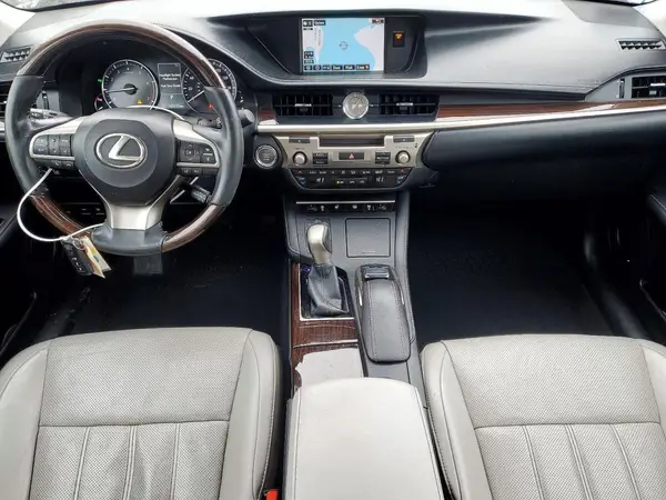 58ABK1GG9GU008598 2016 LEXUS ES - Image 8