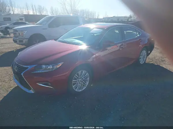58ABK1GG9GU009024 2016 LEXUS ES - Image 2