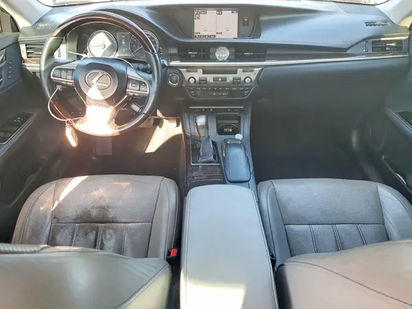 58ABK1GG9GU012957 2016 LEXUS ES - Image 8