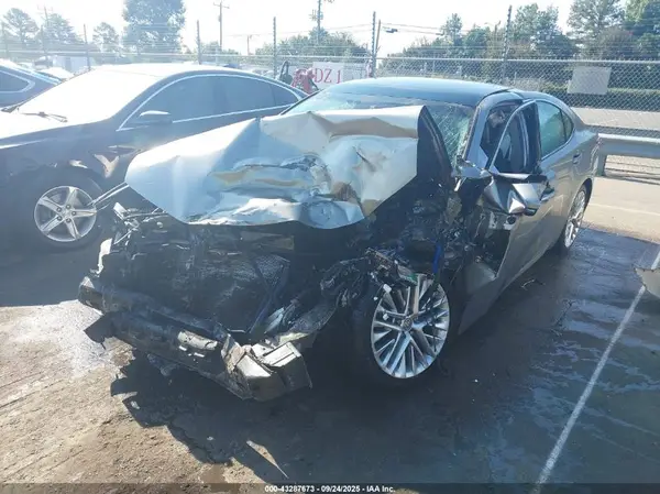 58ABK1GG9GU015003 2016 LEXUS ES - Image 2