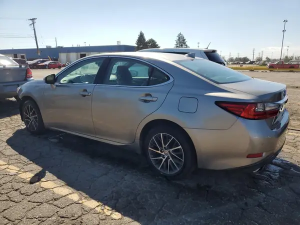 58ABK1GG9GU016149 2016 LEXUS ES - Image 2