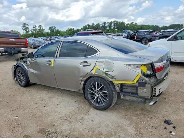 58ABK1GG9GU018418 2016 LEXUS ES - Image 2