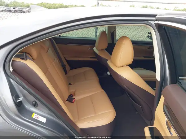 58ABK1GG9GU019052 2016 LEXUS ES - Image 8