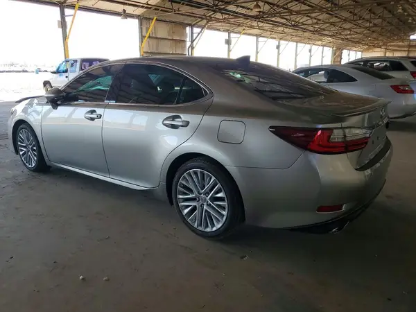 58ABK1GG9GU022954 2016 LEXUS ES - Image 2
