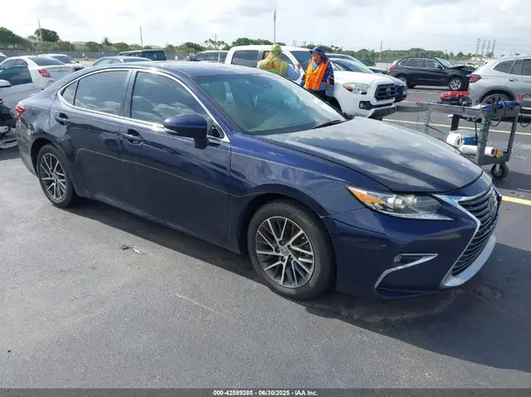 58ABK1GG9GU029824 2016 LEXUS ES - Image 1