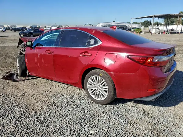58ABK1GG9GU030908 2016 LEXUS ES - Image 2