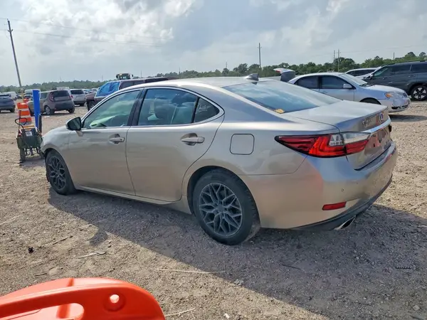 58ABK1GG9HU039657 2017 LEXUS ES - Image 2