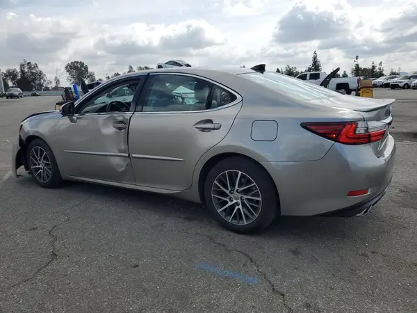 58ABK1GG9HU039917 2017 LEXUS ES - Image 2
