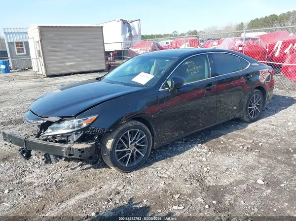 58ABK1GG9HU040422 2017 LEXUS ES - Image 2