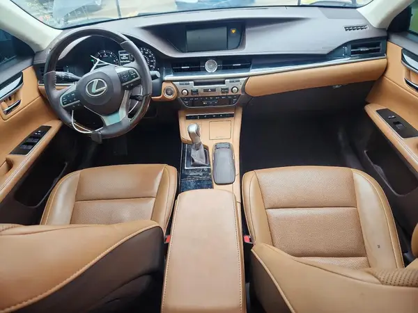 58ABK1GG9HU041196 2017 LEXUS ES - Image 8