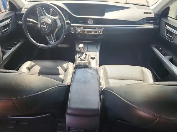 58ABK1GG9HU042798 2017 LEXUS ES - Image 8
