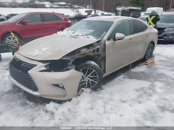 58ABK1GG9HU043756 2017 LEXUS ES - Image 2