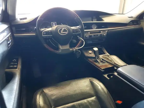 58ABK1GG9HU044020 2017 LEXUS ES - Image 8