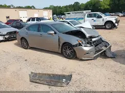 58ABK1GG9HU047242 2017 LEXUS ES