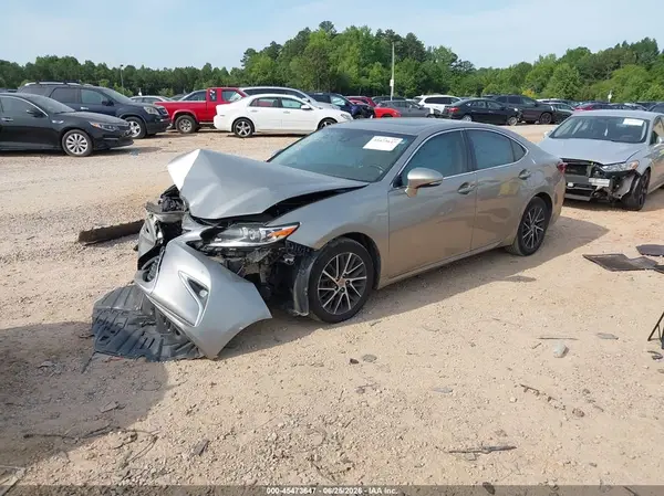 58ABK1GG9HU047242 2017 LEXUS ES - Image 2