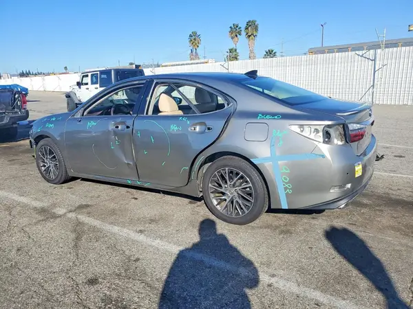 58ABK1GG9HU048293 2017 LEXUS ES - Image 2