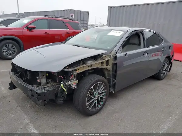 58ABK1GG9HU049198 2017 LEXUS ES - Image 2