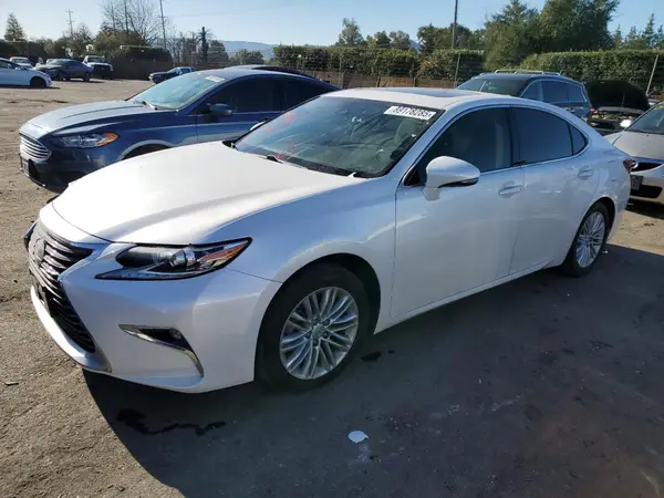 58ABK1GG9HU050710 2017 LEXUS ES - Image 1