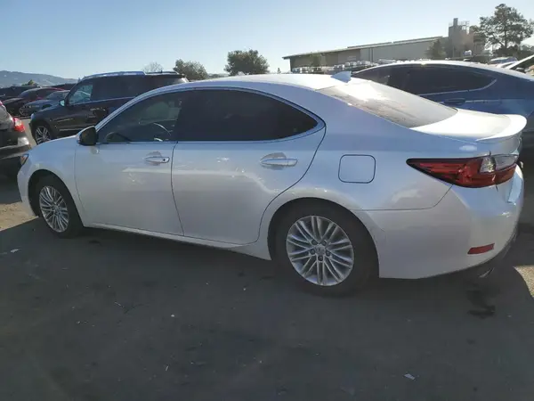 58ABK1GG9HU050710 2017 LEXUS ES - Image 2