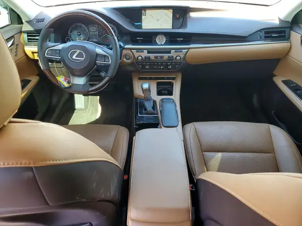 58ABK1GG9HU050996 2017 LEXUS ES - Image 8